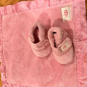 UGG Soft Pink Infant Booties and Blanket